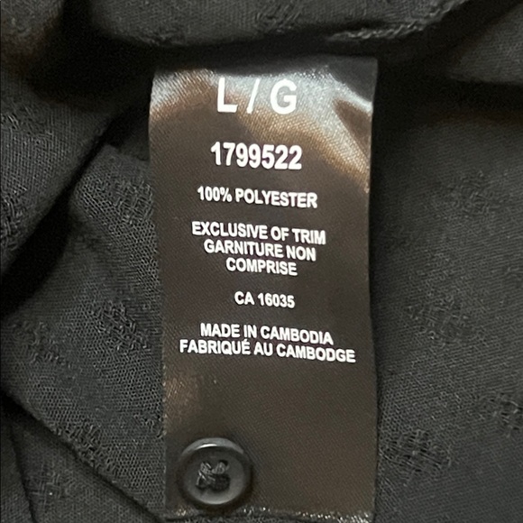 NWOT Elegant Black Women's Flowy Tunic Top with texture sz L - Picture 7 of 8